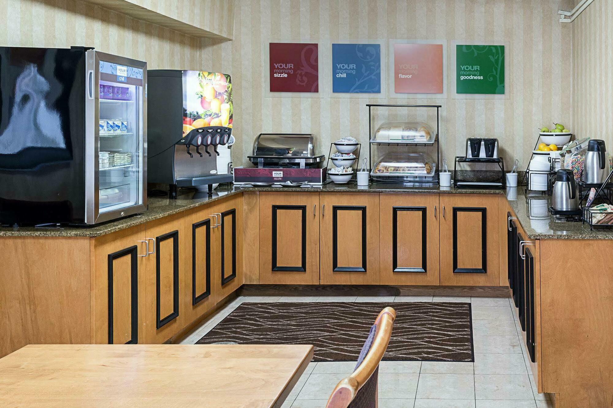 凯富酒店-彼特斯堡李堡 彼得斯堡 外观 照片